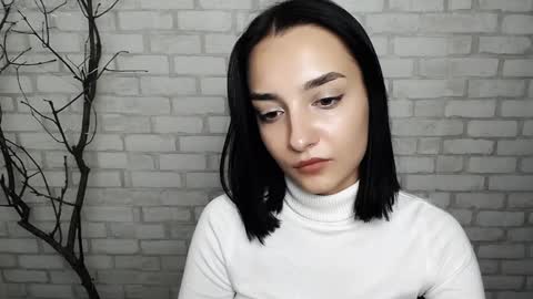 Snapshot of veryveryshygirl chatting on December 5, 4:23 pm Ana online show from December 5, 4:23 pm