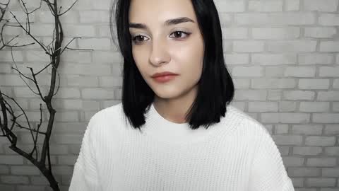 Snapshot of veryveryshygirl chatting on December 9, 10:43 am Ana online show from December 9, 10:43 am