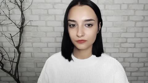 Snapshot of veryveryshygirl chatting on December 9, 1:45 pm Ana online show from December 9, 1:45 pm