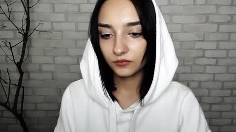 Snapshot of veryveryshygirl chatting on December 12, 2:44 pm Ana online show from December 12, 2:44 pm