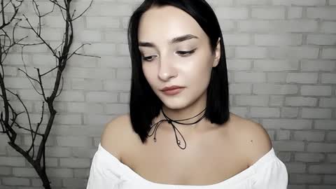 Snapshot of veryveryshygirl chatting on December 14, 6:30 pm Ana online show from December 14, 6:30 pm