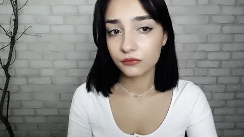 Snapshot of veryveryshygirl chatting on December 26, 8:18 am Ana online show from December 26, 8:18 am