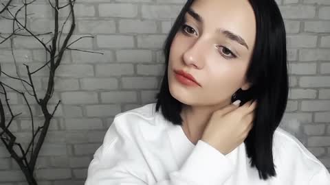 Snapshot of veryveryshygirl chatting on January 1, 10:46 pm Ana online show from January 1, 10:46 pm