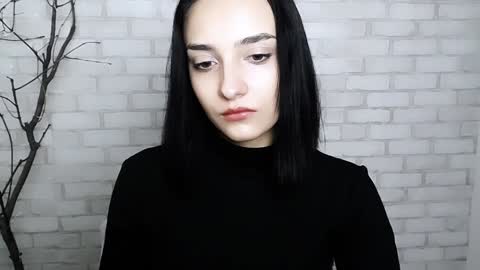 Snapshot of veryveryshygirl chatting on January 2, 2:35 pm Ana online show from January 2, 2:35 pm