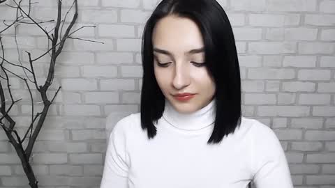 Snapshot of veryveryshygirl chatting on January 6, 1:19 pm Ana online show from January 6, 1:19 pm