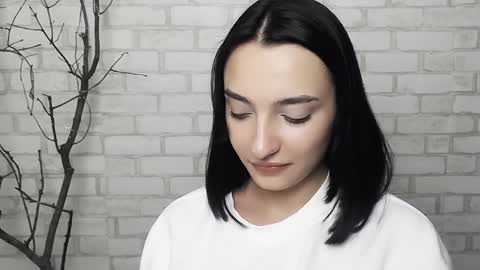 Snapshot of veryveryshygirl chatting on January 21, 1:22 pm Ana online show from January 21, 1:22 pm