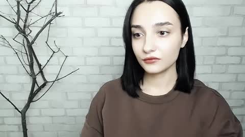 Snapshot of veryveryshygirl chatting on February 10, 12:18 pm Ana online show from February 10, 12:18 pm