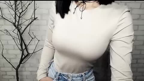 Snapshot of veryveryshygirl chatting on February 11, 11:32 am Ana online show from February 11, 11:32 am