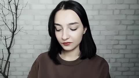 Snapshot of veryveryshygirl chatting on February 13, 11:28 am Ana online show from February 13, 11:28 am