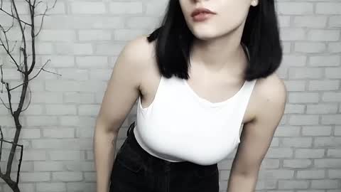 Snapshot of veryveryshygirl chatting on February 20, 4:14 pm Ana online show from February 20, 4:14 pm