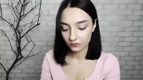 Snapshot of veryveryshygirl chatting on February 22, 9:34 am Ana online show from February 22, 9:34 am