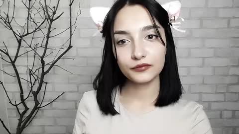 Snapshot of veryveryshygirl chatting on February 25, 4:21 pm Ana online show from February 25, 4:21 pm