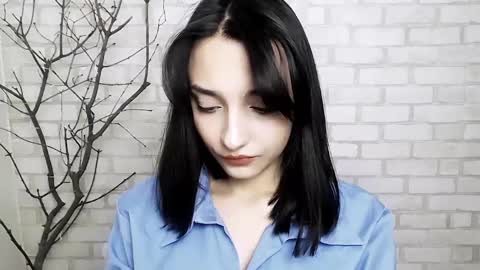 Snapshot of veryveryshygirl chatting on March 4, 8:02 am Ana online show from March 4, 8:02 am