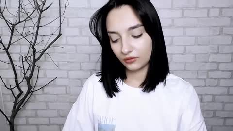 Snapshot of veryveryshygirl chatting on March 6, 2:29 pm Ana online show from March 6, 2:29 pm