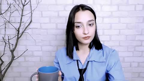 Snapshot of veryveryshygirl chatting on March 8, 2:40 pm Ana online show from March 8, 2:40 pm