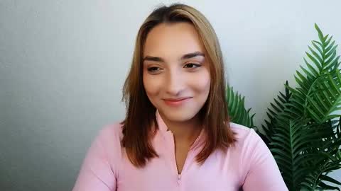 Snapshot of veryveryshygirl chatting on September 22, 11:12 am Ana online show from September 22, 11:12 am