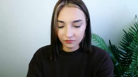 Snapshot of veryveryshygirl chatting on October 9, 11:08 am Ana online show from October 9, 11:08 am