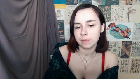 veryveryvery_shy online show from February 5, 6:35 am