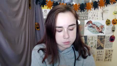 veryveryvery_shy online show from October 22, 6:07 pm