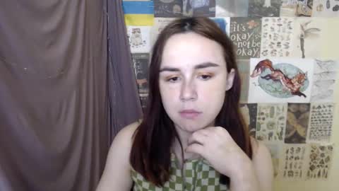 veryveryvery_shy online show from November 24, 9:42 am