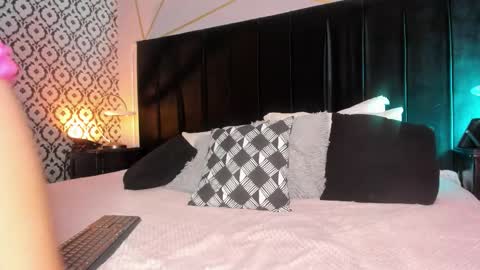 Sthefanny online show from November 27, 12:07 pm