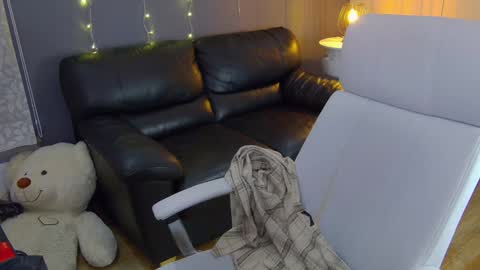 Via online show from January 23, 9:39 am