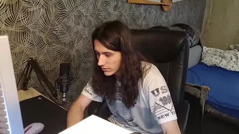 vialeras online show from December 5, 6:54 am