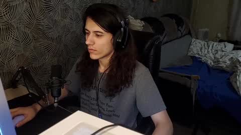 vialeras online show from December 7, 1:58 am