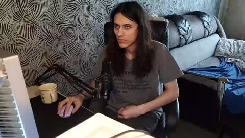 vialeras online show from December 7, 5:04 am