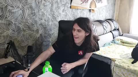 vialeras online show from December 31, 5:33 am