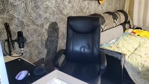 vialeras online show from January 4, 1:21 am