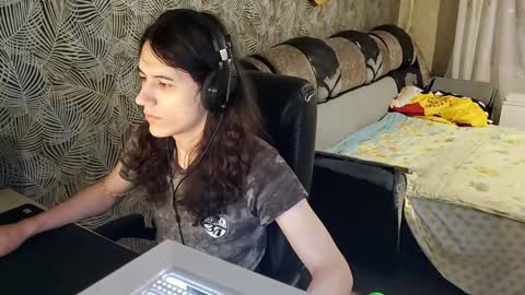 vialeras online show from January 5, 1:56 am