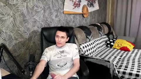 vialeras online show from February 12, 3:07 am