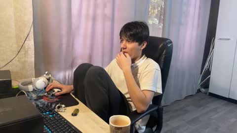 vialeras online show from November 24, 8:14 am