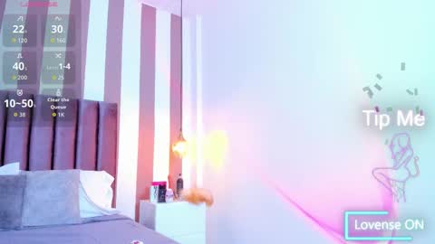 Ariana  online show from October 19, 5:35 pm