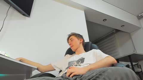 Snapshot of vibemygirl chatting on January 31, 3:00 pm vibemygirl online show from January 31, 3:00 pm