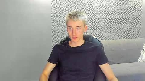 Snapshot of vibemygirl chatting on September 12, 1:11 pm vibemygirl online show from September 12, 1:11 pm