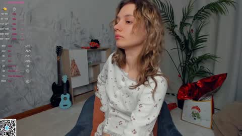 Mikky online show from December 25, 9:00 pm