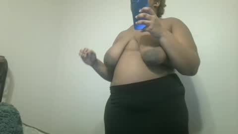 vickiryder56 online show from December 16, 4:17 am