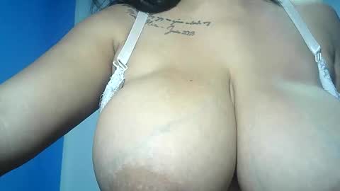 vickyblush8 online show from November 4, 4:50 pm