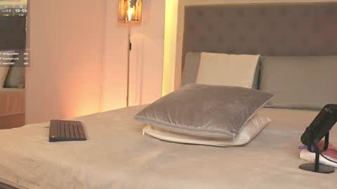         online show from December 27, 3:15 pm