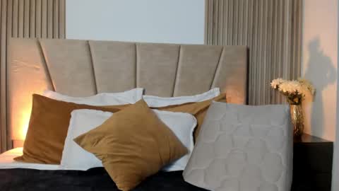 VIC online show from October 4, 12:14 pm