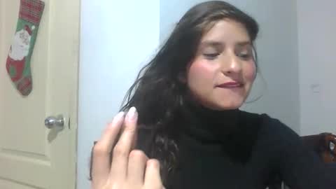 victoria_couture online show from December 17, 11:44 pm