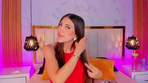 Snapshot of victoria_joliegb chatting on March 10, 12:48 pm Victoria Lozano online show from March 10, 12:48 pm