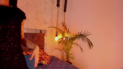 Snapshot of victoria_mk chatting on November 28, 4:48 am victoria_mk online show from November 28, 4:48 am