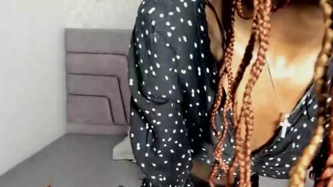 Snapshot of victoria_noir_18 chatting on October 29, 7:26 pm Vicky online show from October 29, 7:26 pm