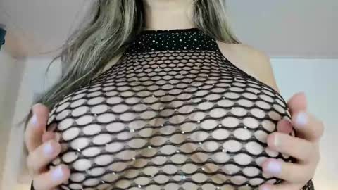 victoria_queen2 online show from March 7, 1:20 am