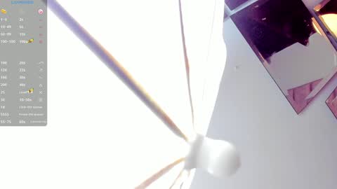 Snapshot of victoria_rash chatting on December 14, 1:50 am VICTORIA online show from December 14, 1:50 am