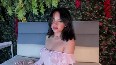 victoriaa2_doll online show from October 7, 12:35 pm