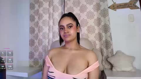 Snapshot of victoriablack_ chatting on March 5, 2:23 pm Victoria online show from March 5, 2:23 pm